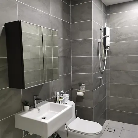 Bell Suite 4Pax Sepang Kota Warisan Klia Exterior photo